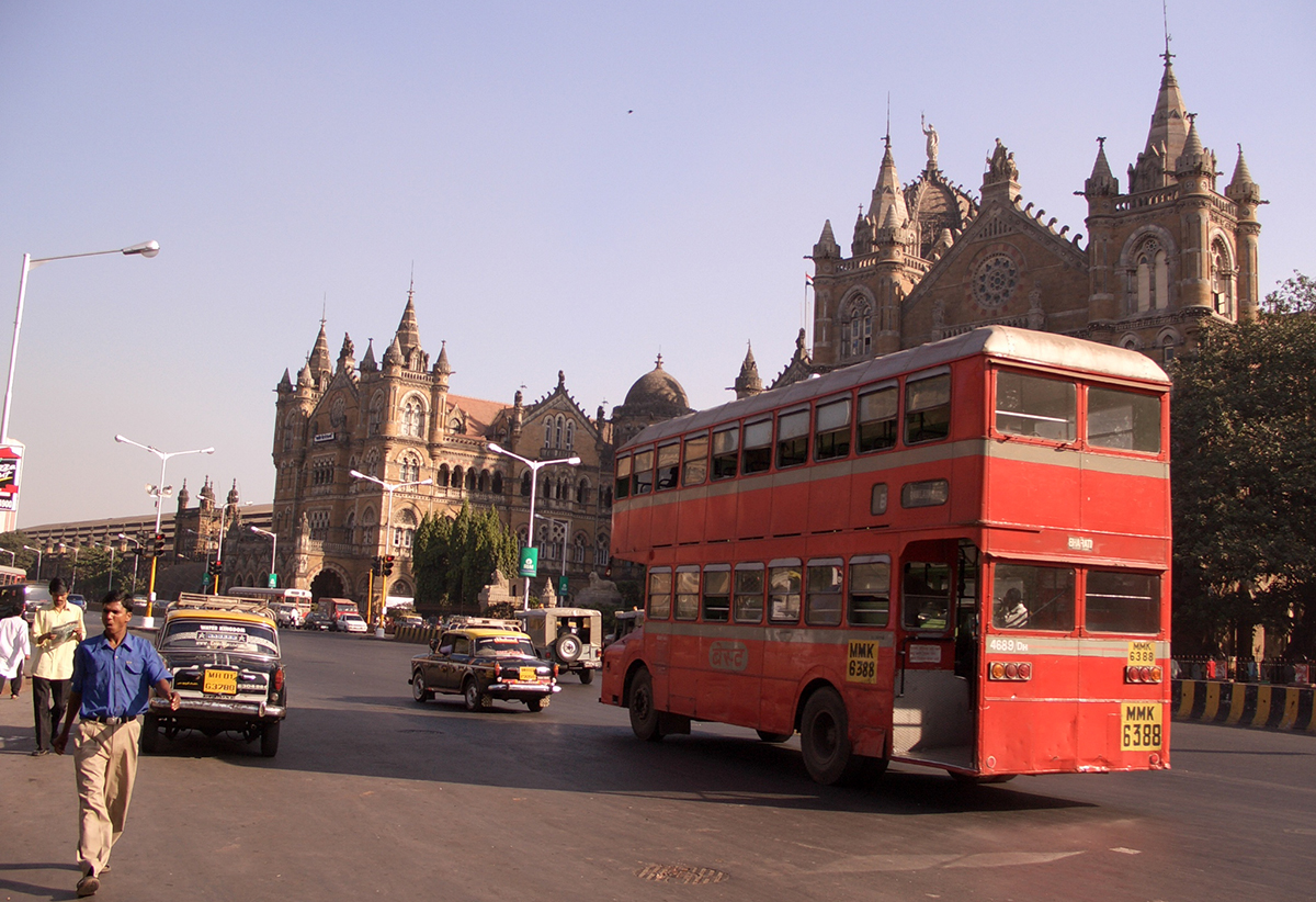 Odds and Ends: The Bus Rides of Bombay